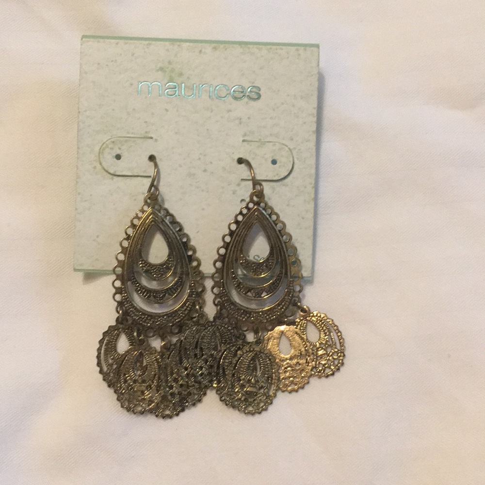 Gold disk earrings